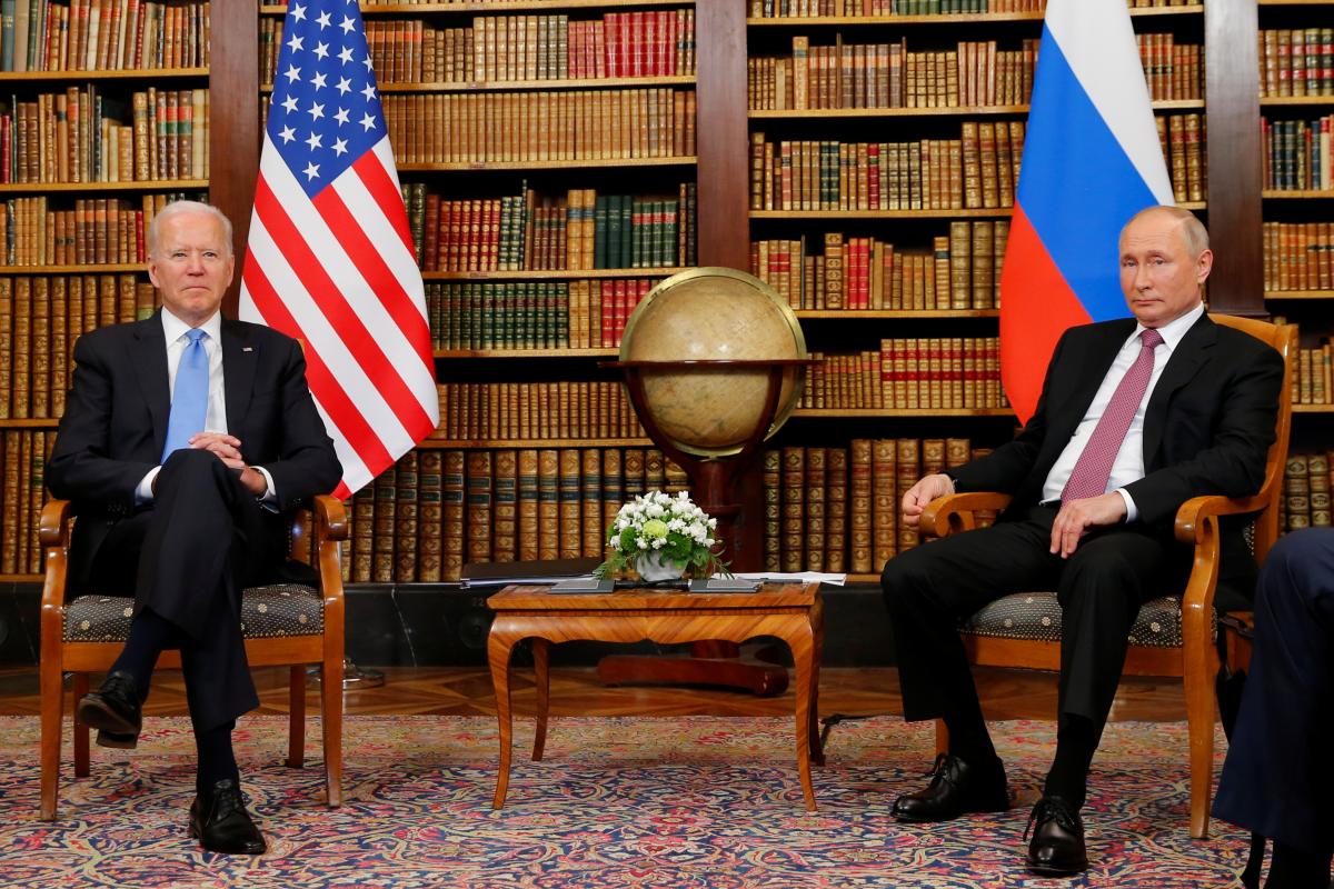 Зустріч Байдена та Путіна: онлайн-трансляція перемовин у Женеві Зустріч Байдена та Путіна: онлайн-трансляція перемовин у Женеві