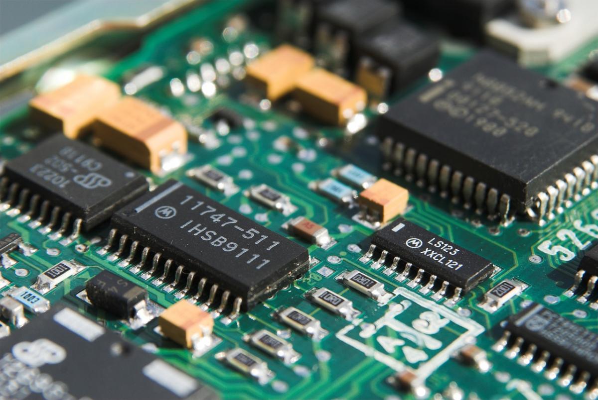 Новый чип Intel был разработан совместно с Google / фото pixabay.com