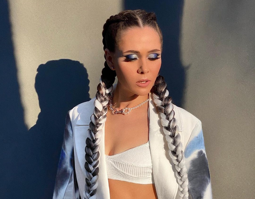 Группа получила именную табличку / instagram.com/the_hardkiss Группа получила именную табличку / instagram.com/the_hardkiss