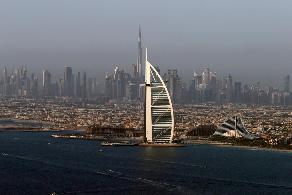 Для туристов будут проводить экскурсии по  Burj Al Arab \ фото REUTERS