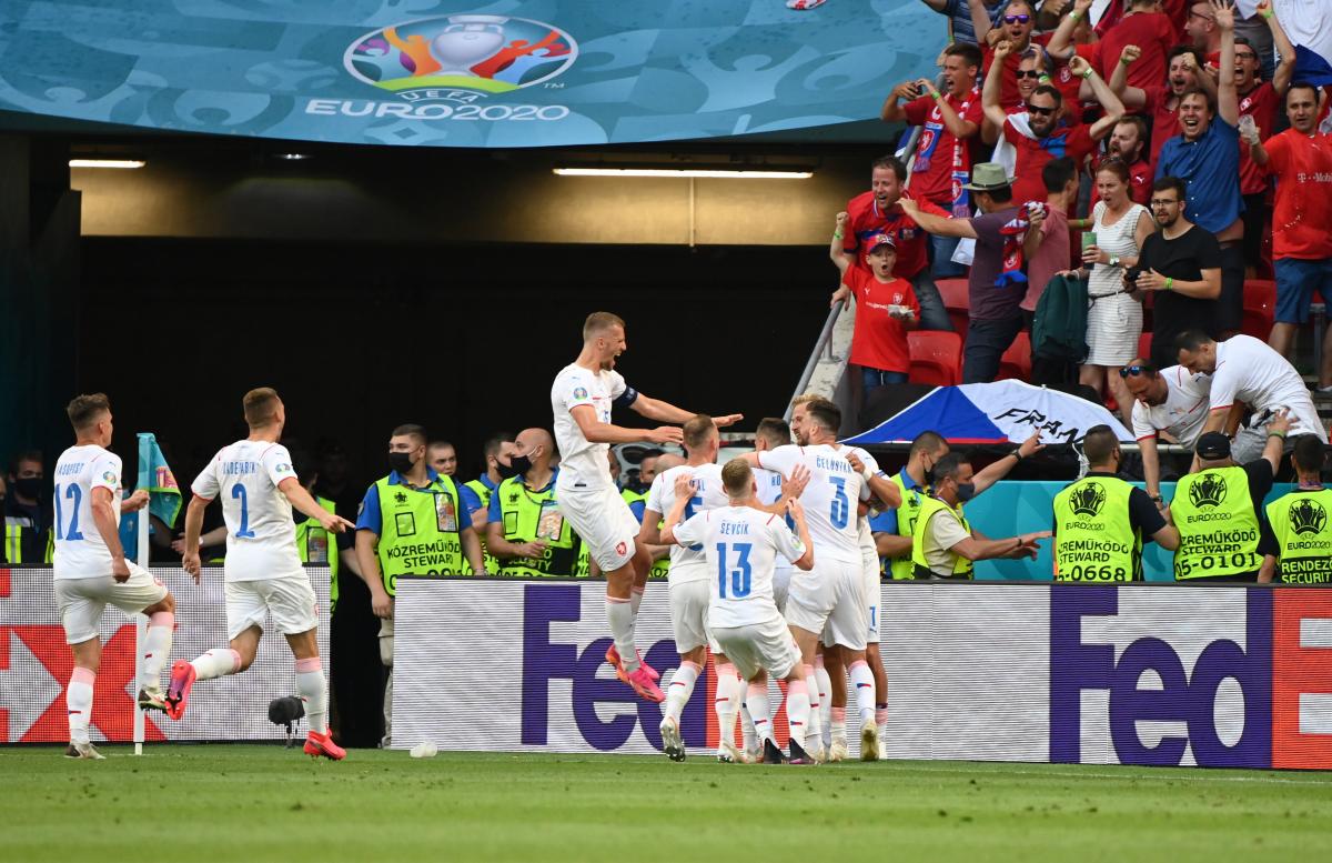 Чешские футболисты смогли сотворить настоящий подвиг / фото REUTERS