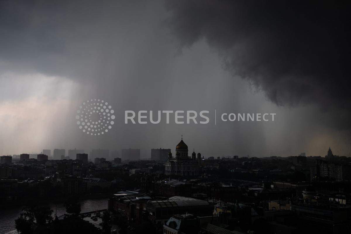 Москву накрив потужний ураган / фото REUTERS Москву накрив потужний ураган / фото REUTERS