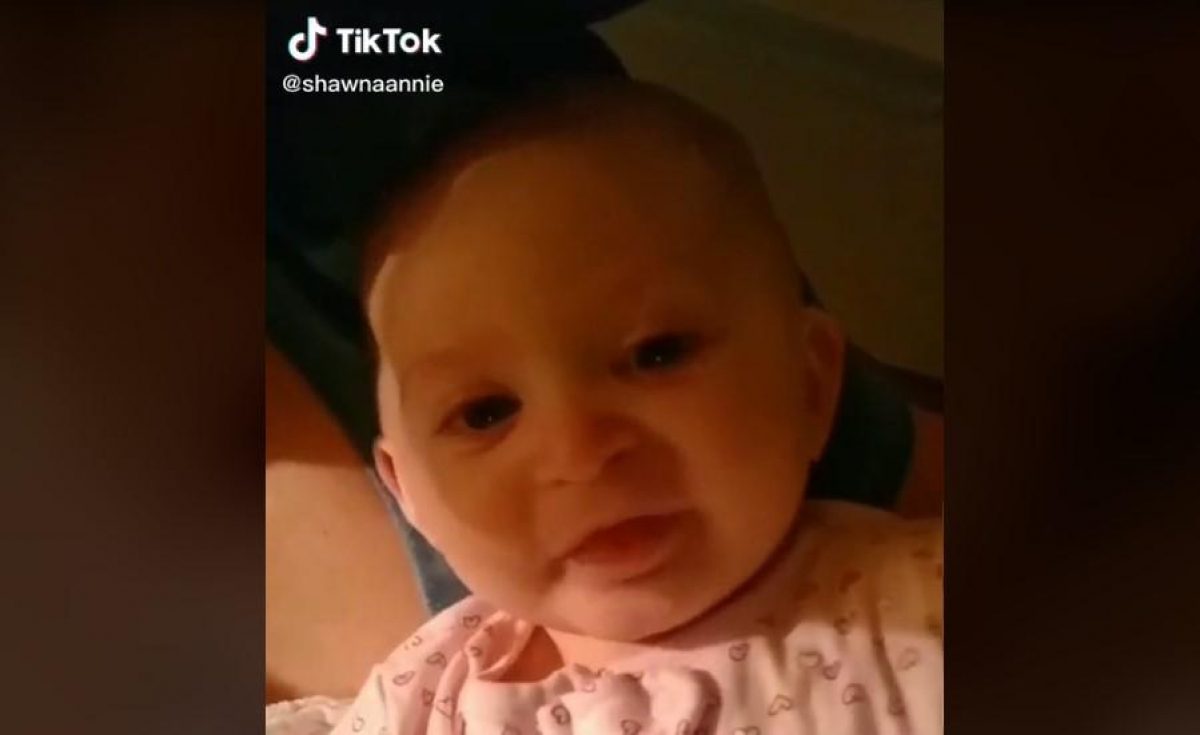 Помоги мне!: первые слова грудной дочери ужаснули молодую мать