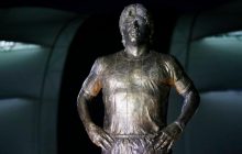Месси и другие футболисты сборной Аргентины открыли памятник Марадоне (фото, видео)