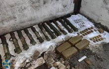 В Донецкой области ликвидировали схрон, оставленный боевиками террориста Гиркина (фото)