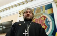 Священника наказали за скандальные слова об абортах - писать в соцсетях он не сможет (видео)
