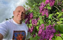 Потап чувственно обнял неизвестную девушку: фанаты в недоумении