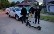 В Ужгороді у перші дні роботи системи оренди електротранспорту вкрали сім самокатів