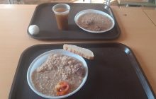 "Стандарты не НАТО": в сети показали, чем кормят бойцов на Гончаровском полигоне (фото)