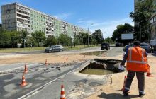 "Водный апокалипсис": в Киеве на Дарнице прорвало трубу, образовался гейзер (видео)