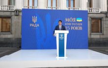 Разумков прокомментировал, собираются ли они с Зеленским покинуть посты