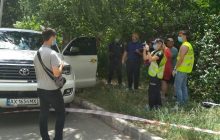 Чотири постріли та багато крові: стали відомі подробиці ранкової стрілянини у Харкові (відео)