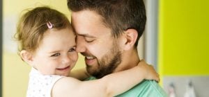 Люди, родившиеся в эти месяцы, чаще становятся лучшими отцами