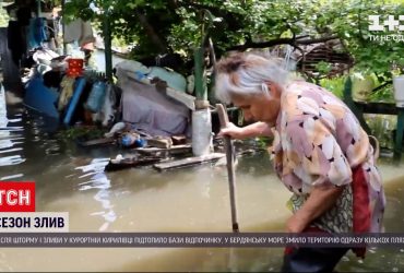 У Дніпрі не припиняються зливи, рівень води подекуди сягає 40 сантиметрів