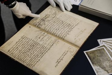 Украина отмечает День Конституции 2023: 27 лет назад приняли Основной закон