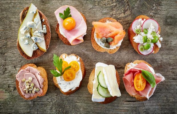 Вкусные брускетты: простые рецепты итальянских бутербродов