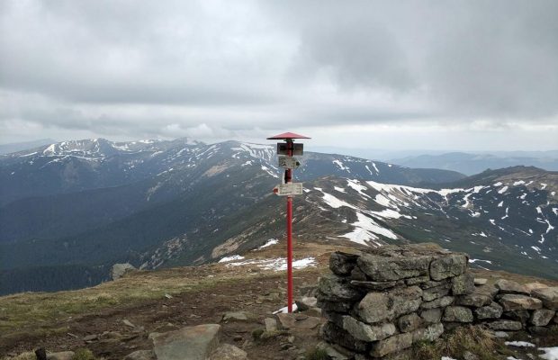На високогір'ї Карпат вперше з травня зафіксували плюсову температуру (фото)
