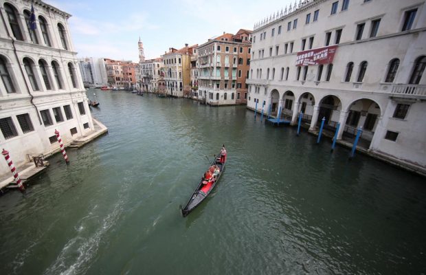 Венеція перейшла в "білу зону": з обмежень залишилися тільки маски і дистанція (фоторепортаж)