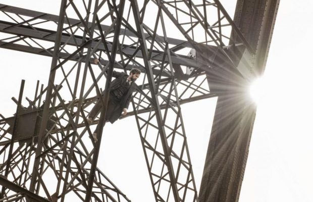 Вийшов трейлер видовищного історичного фільму про творця Ейфелевої вежі (відео)