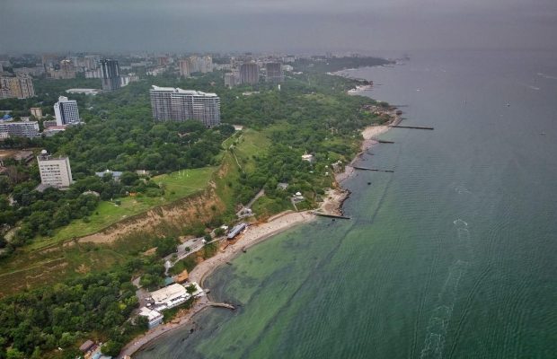 Фахівці розповіли, чи можна купатися на пляжах Одеси: результати дослідження