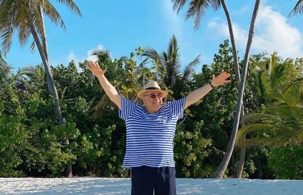 75-летний Петросян показал, как развлекается с молоденькой женой на Мальдивах