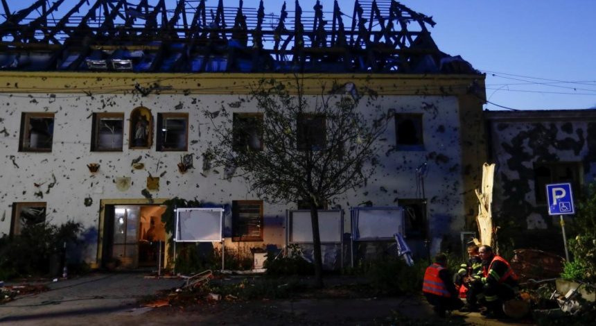 Природные катаклизмы этого года обойдутся страховщикам в рекордную за 10 лет сумму