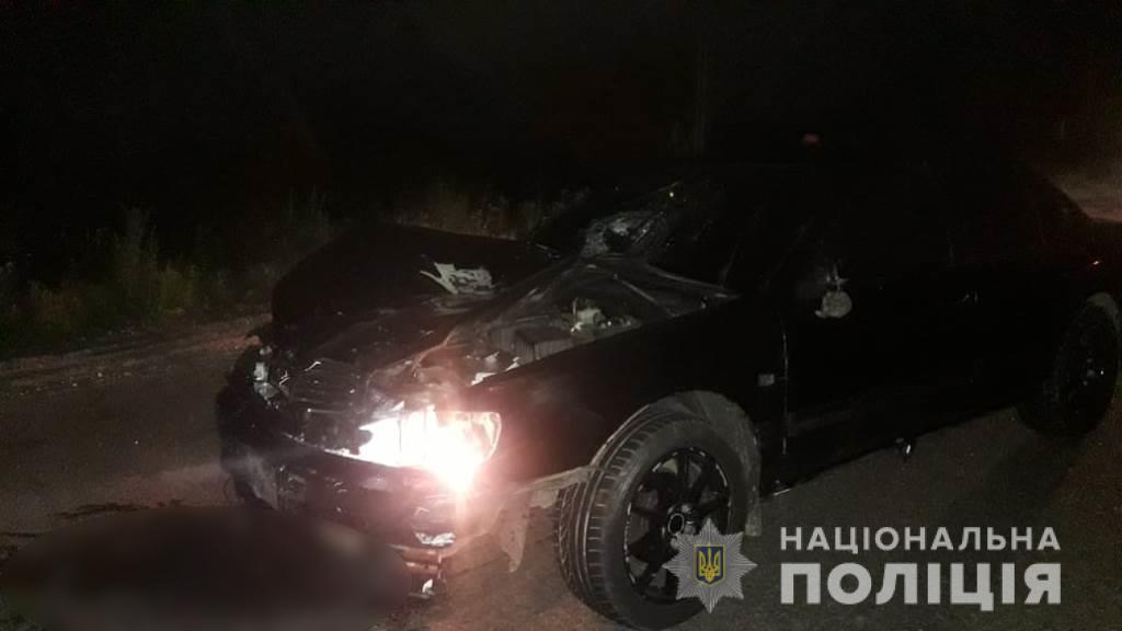 Nissan под управлением 33-летнего водителя сбил трех человек / фото od.npu.gov.ua Nissan под управлением 33-летнего водителя сбил трех человек / фото od.npu.gov.ua