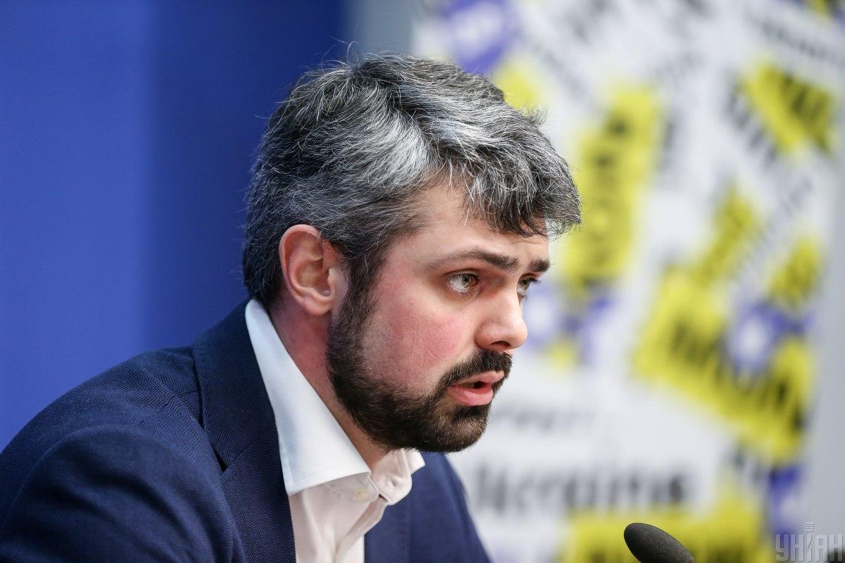 На думку голови УІНП, нам не можна забувати про війну за цінності / фото УНІАН На думку голови УІНП, нам не можна забувати про війну за цінності / фото УНІАН