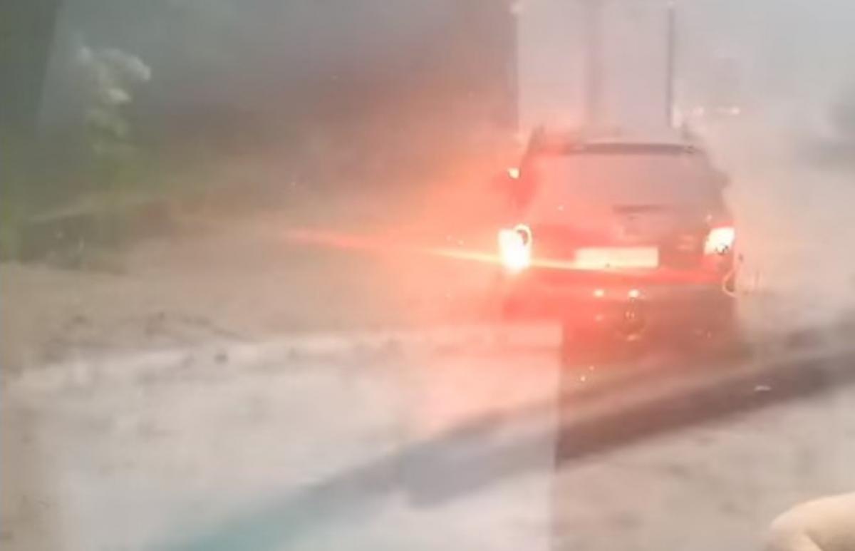 На місці працюють рятувальники / скріншот з відео На місці працюють рятувальники / скріншот з відео
