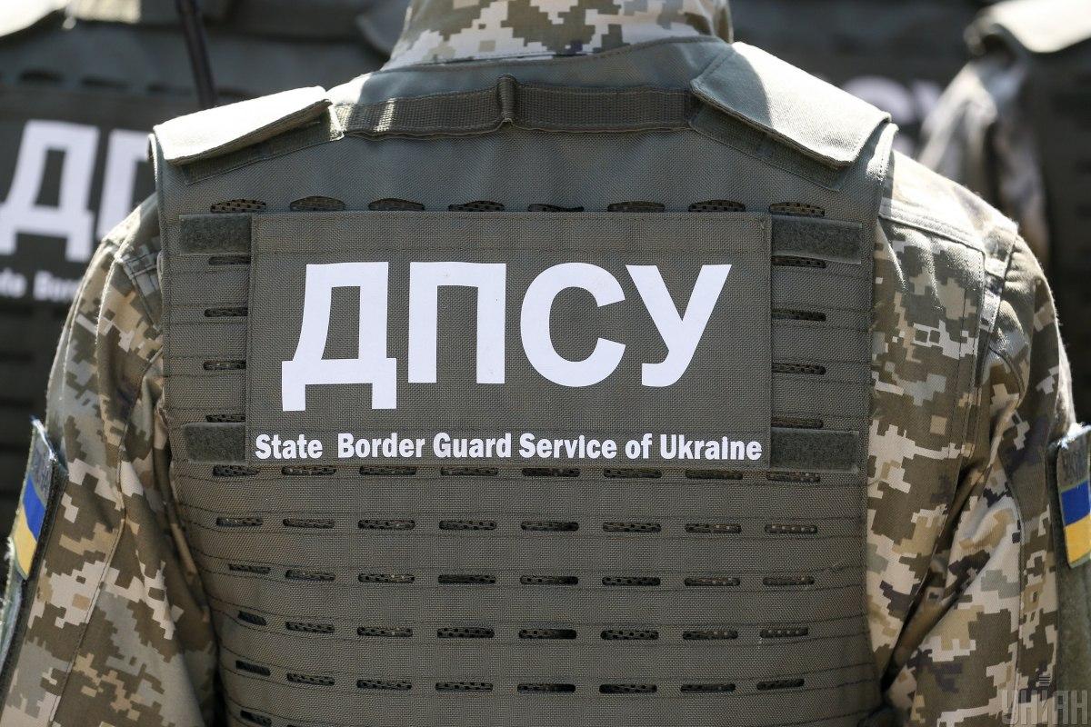 Пограничники показали "адское" путешествие по "дороге жизни" в Бахмуте / фото Вячеслав Ратинский, УНИАН Пограничники показали "адское" путешествие по "дороге жизни" в Бахмуте / фото Вячеслав Ратинский, УНИАН