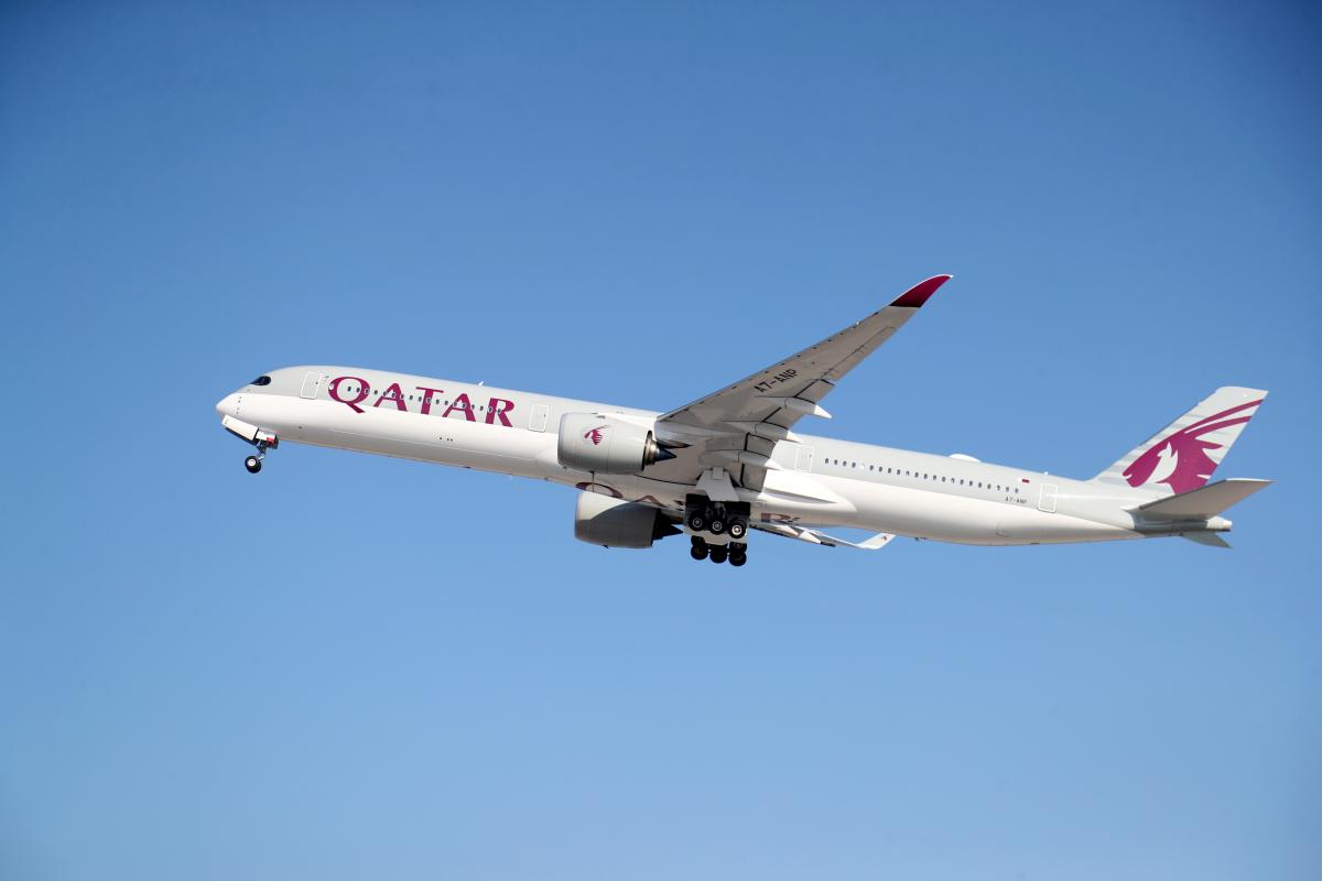 Одна из лучших авиакомпаний мира Qatar Airways установит интернет через Starlink / Иллюстрация REUTERS