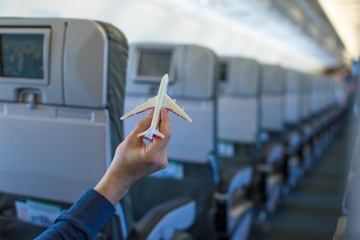 Дочірні компанії Lufthansa-Austrian Airlines, Swiss та Eurowings почали пропонувати знижки на непродану їжу в 2022 році / фото depositphotos.com Дочірні компанії Lufthansa-Austrian Airlines, Swiss та Eurowings почали пропонувати знижки на непродану їжу в 2022 році / фото depositphotos.com