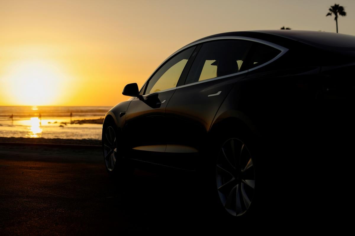 Американець ненавидів електрокари, поки не купив Tesla: скільки він економить Американець ненавидів електрокари, поки не купив Tesla: скільки він економить