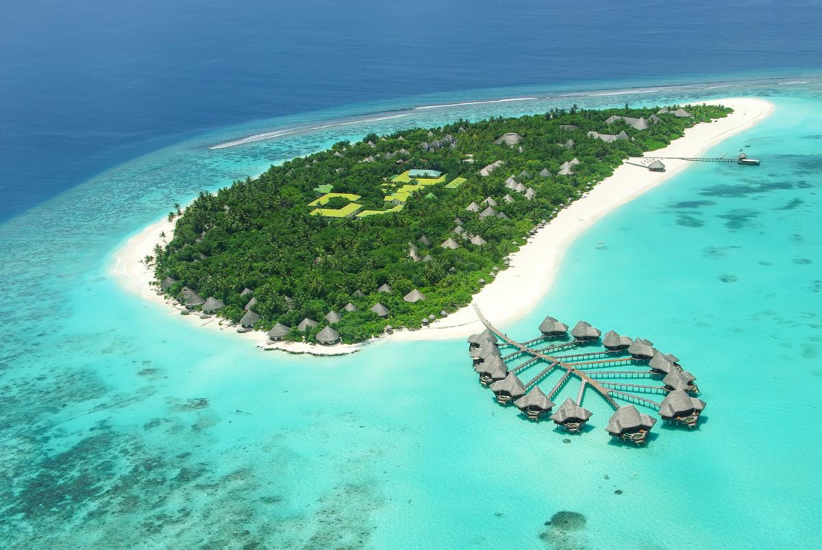 Мальдивы вводят налог на выезд с островов для всех путешественников