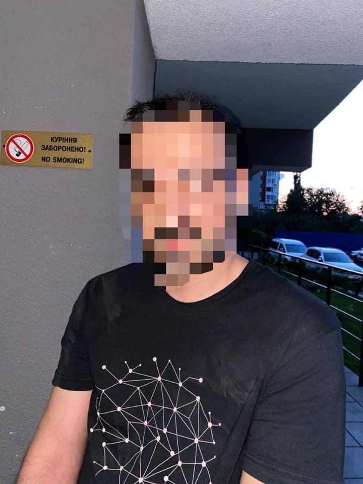 В Україні перекрили канал контрабанди наркотиків: вилучили героїну на 1 мільярд гривень (фото) В Україні перекрили канал контрабанди наркотиків: вилучили героїну на 1 мільярд гривень (фото)
