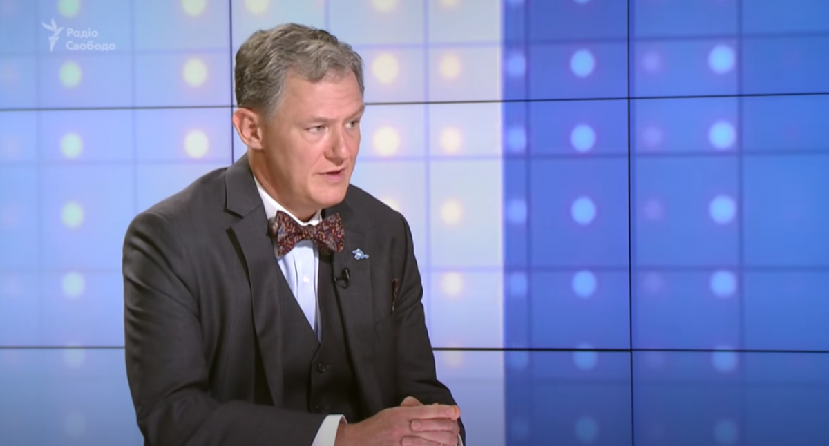 Джордж Кент володіє українською мовою / скріншот відео Джордж Кент володіє українською мовою / скріншот відео