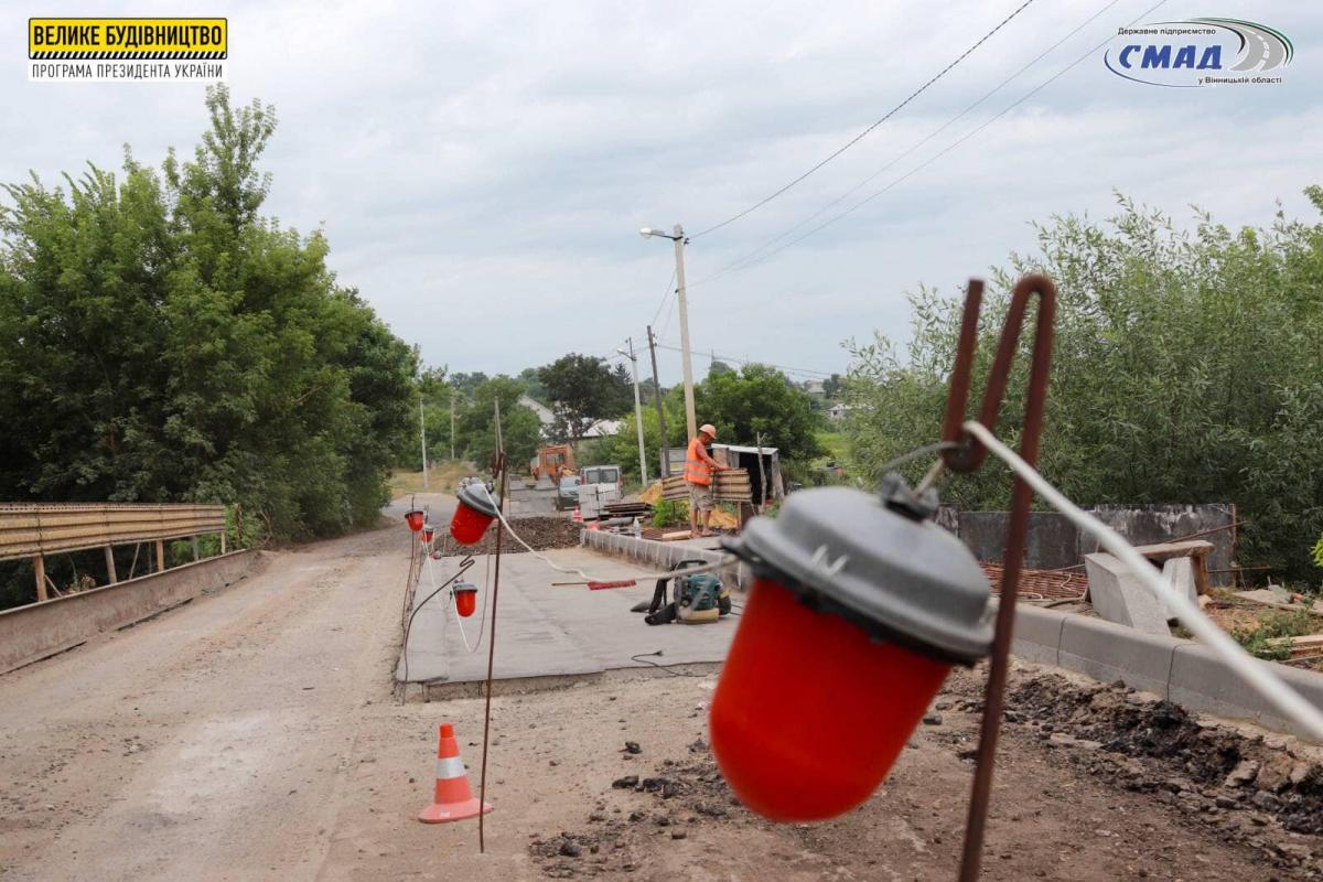 'Велике будівництво' Зеленського: біля Могилів-Подільського вперше за півстоліття відремонтують міст 'Велике будівництво' Зеленського: біля Могилів-Подільського вперше за півстоліття відремонтують міст
