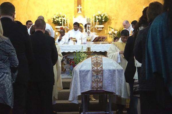Католицький похоронній обряд