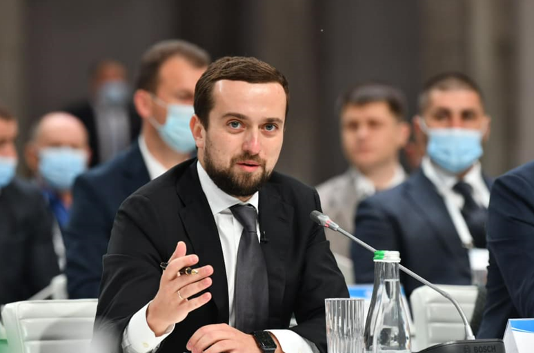 Децентралізація відкрила шлях для 'Великого будівництва' нової соціальної інфраструктури регіонів - ОП Децентралізація відкрила шлях для 'Великого будівництва' нової соціальної інфраструктури регіонів - ОП