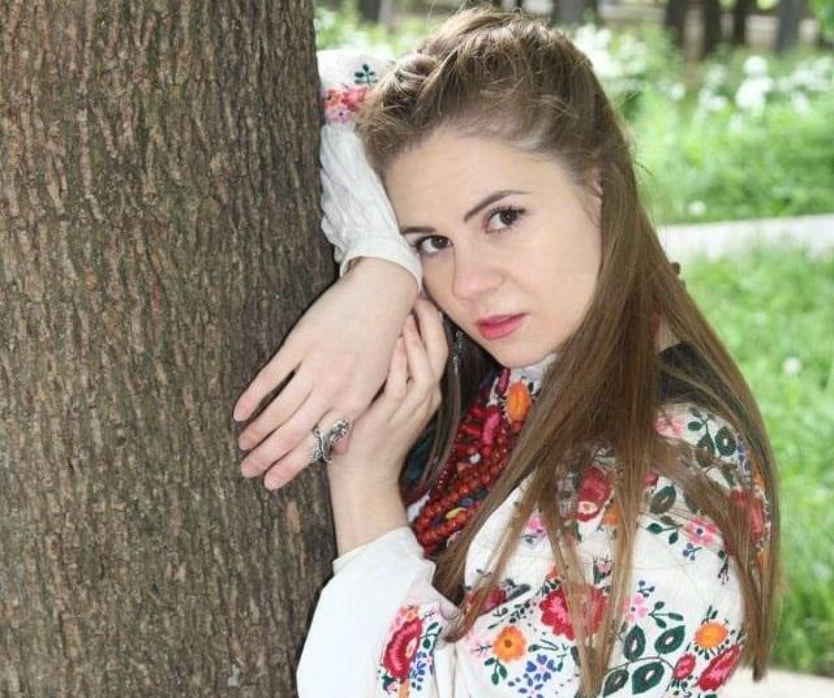 Скандал и увольнение: в Киеве компания отказалась брать на работу девушку из-за украинского языка