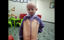 "Зупинилося її серденько": у Вінниці померла юна художниця - дівчинка з рідкісним синдромом передчасного старіння