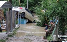 Новый потоп в Крыму уничтожил несколько жилых домов и затопил психдиспансер (фото, видео)