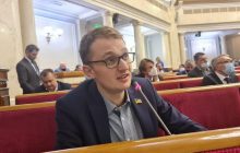 "Слузі" Брагару, який потрапив у "наркотичний" скандал, повернули водійські права (фото)