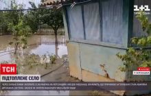 Майже Венеція: на Херсонщині злива затопила село (відео)