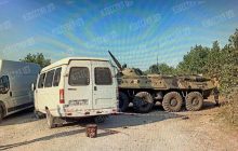 У Росії "гвардійський" БТР протаранив маршрутку, загинули люди (фото, відео)
