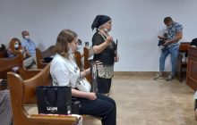 Убийство Ноздровской: глава полиции Киевщины спрятался от участия в судебном заседании в районе ООС