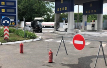 Под Киевом водитель под наркотиками сбил насмерть пенсионерку и въехал в заправку (фото)