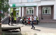 В Киеве напали на отделение банка, там начался пожар