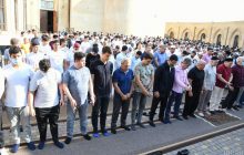 У Києві мусульмани прийшли до головної мечеті у свято Курбан-Байрам (фоторепортаж, відео)