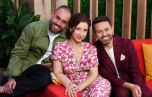 "Желание вернуть свободу": ведущие "Твій день" вакцинировались от коронавируса